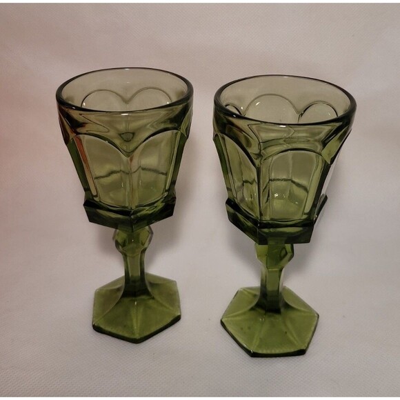 Vintage NOS Fostoria Virginia Green Glass 6” goblets 2PC Juice Wine Stem Glasses - Picture 1 of 3
